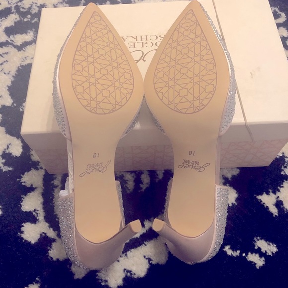 BADGLEY MISCHKA SEQUINED POINTED TOE - Picture 6 of 7